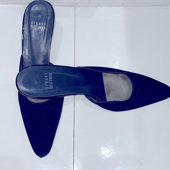 Stuart Weitzman black fabric shoes. 3”lacquer heels. Leather insole. Size 8. - Picture 3 of 6